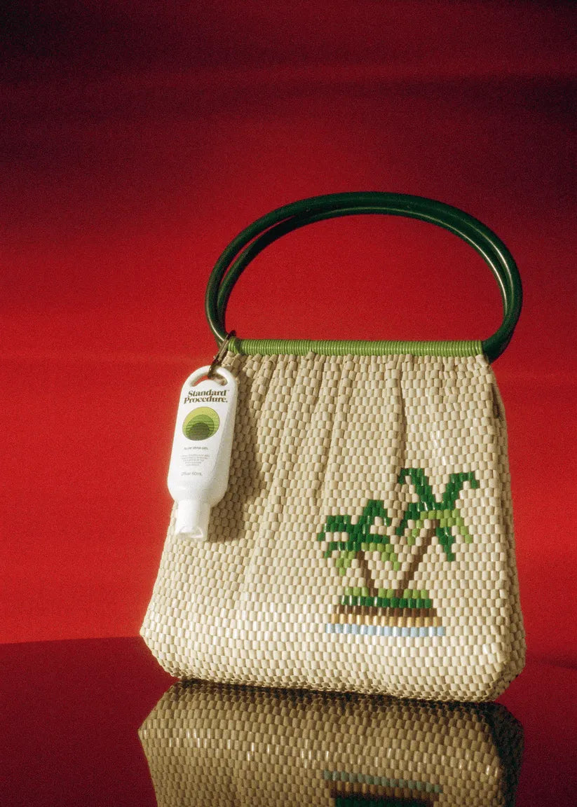 Aloe Vera Gel Carabiner 60ml