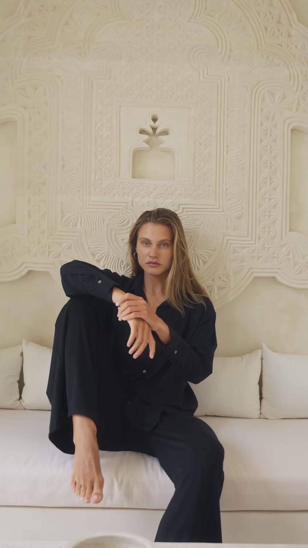 Load video: Elle Shirt Midnight