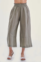 Load image into Gallery viewer, Lyon Pant Khaki Linen/Organic Cotton
