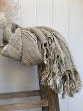 Load image into Gallery viewer, Natural-Mesh Stonewashed Throw 100% Linen
