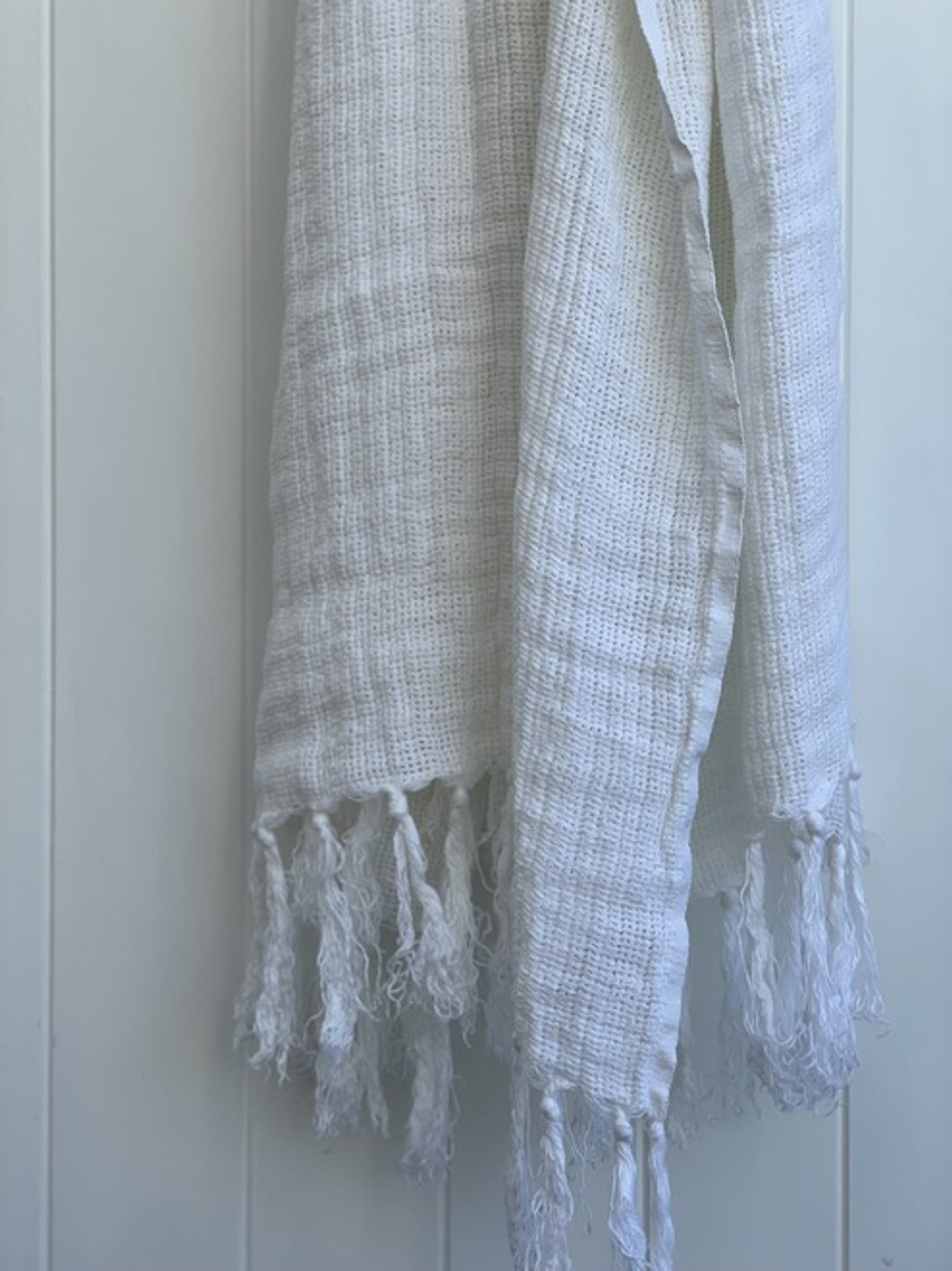 Audrey Throw Optic White Mesh Stonewashed Heavy 100% Linen