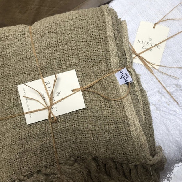 Natural-Mesh Stonewashed Throw 100% Linen