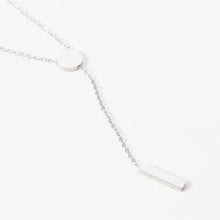 Load image into Gallery viewer, Dainty Bar Necklace With Discs
