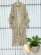 Load image into Gallery viewer, Dreamweaver Kimono Multi Leopard
