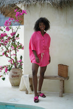 Load image into Gallery viewer, Claudia Linen Shirt Raspberry
