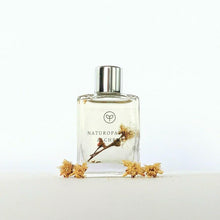 Load image into Gallery viewer, Herbal Infused Lilly Pilly with Vanilla Caramel Essence Body Oil
