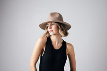 Load image into Gallery viewer, Piper Crushable/Packable Fedora 100% Merino Wool
