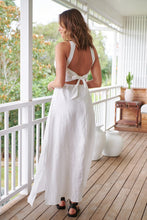 Load image into Gallery viewer, Nyra Maxi Dress White Wildflower
