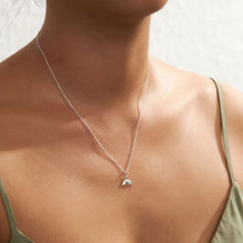 Load image into Gallery viewer, Avalon Whale Tail Necklace

