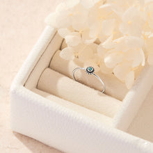 Load image into Gallery viewer, Dainty Beaded Turquoise Flower Ring
