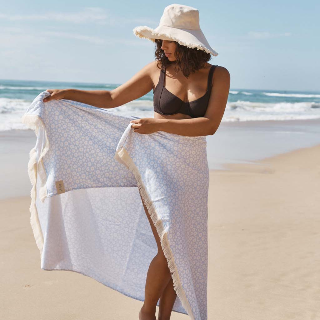 Daisy Travel Towel - The Beach People