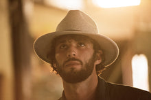Load image into Gallery viewer, Crushable Ratatat Mottle Grey 100% Wool Felt Hat
