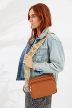Load image into Gallery viewer, Vegan PU Leather Calafornia Crossbody Bag Tan
