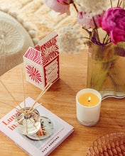 Load image into Gallery viewer, Peppa Heart Summer Violets Madison Candle
